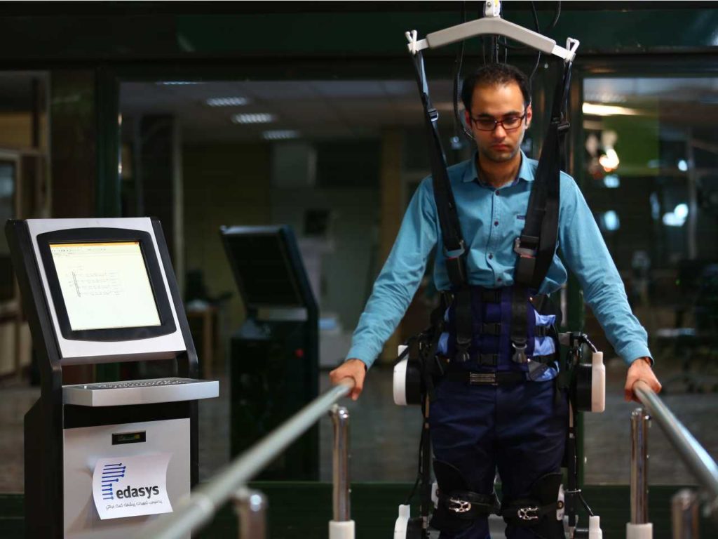 بازگشت توانایی راه رفتن معلولان با ربات جایگزین ویلچر محققان دانشگاهی
