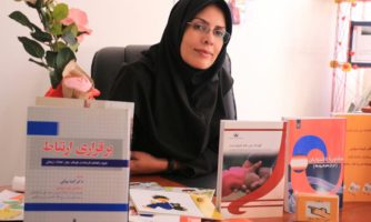 جایزه بین‌المللی «گفتار نشانه‌دار» به استاد ایرانی رسید