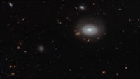 تصویر جالب «هابل» از یک کهکشان تنها و نورانی