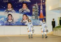 دو فضانورد چینی راهی ایستگاه فضایی «تیان گونگ» شدند + تصاویر