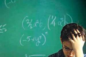 “پزشک ریاضی” دانش آموزان حساب گریز را معاینه می کند