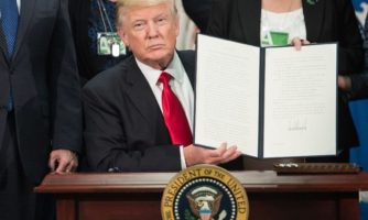 واکنش وزیر علوم به طرح ضدمهاجرتی ترامپ: آمریکا کوچک‌ترین نقشی در توسعه علمی ایران ندارد