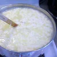 تولید ابریشم مصنوعی از آب پنیر!