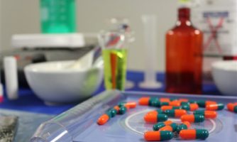 طراحی مکانیسم تهیه انواع ترکیبات آلی در صنایع داروسازی توسط پژوهشگران کشور