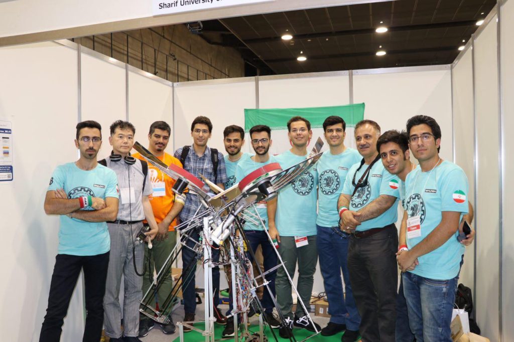 ربات «سیمرغ»، نماینده ایران در مسابقات رباتیک پرتاب دیسک!