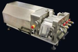 ساخت نخستین دستگاه آسیاب غلتکی میکرونیزه توسط محققان کشور