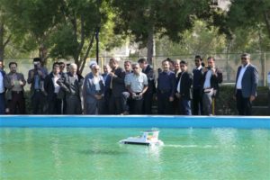قایق خورشیدی ساخت محققان دانشگاه آزاد بندرعباس رونمایی شد
