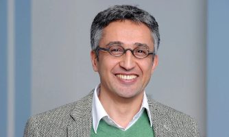 موفقیت دانشمند ایرانی در قرار دادن ویروس بر سطح سلول