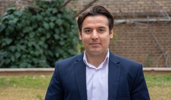 بیانی:تنها ۳۸ درصد ایرانی‌ها،امکان تشخیص خبر جعلی از صحیح را دارند/علم سطحی و بی کیفیت، حاصل رویکرد مک دونالدی به دانش در کشور