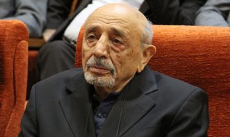 بدرقه گرم بنیان‌گذار مرکز تحقیقات راه، مسکن و شهرسازی تا قطعه نام‌آوران